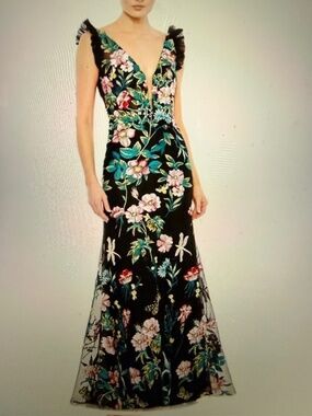 Mac Duggal Black Embroidered Floral Plunge Neck Trumpet Gown NWT Anthropologie